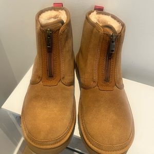 UGG Neumel Platform Zip Suede Booties Chestnut Brown Size 9